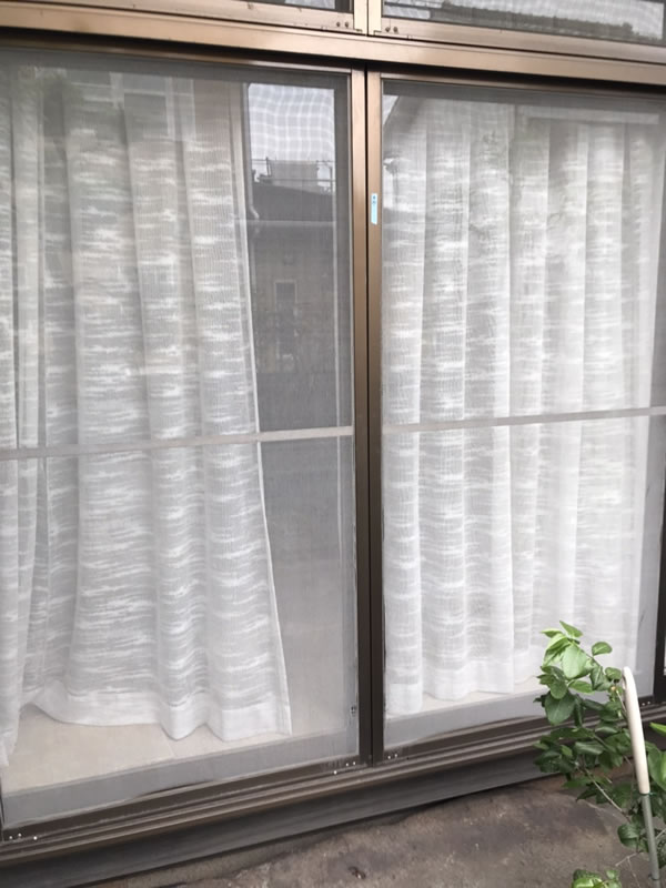 安城市のお客様網戸の張替え写真