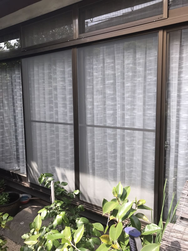 安城市のお客様網戸の張替え写真