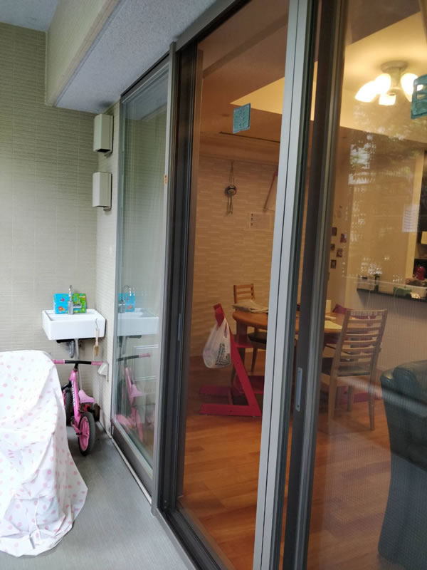 稲沢市のお客様網戸の張替え写真