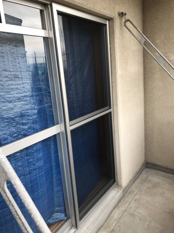 岩倉市のお客様網戸の張替え写真