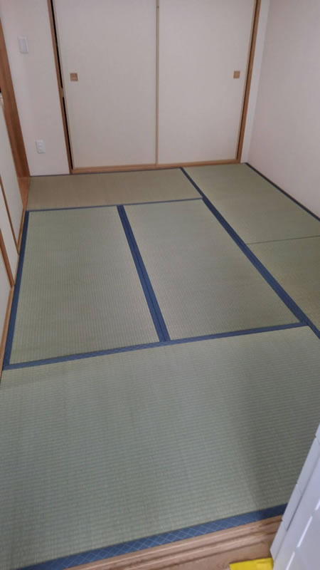 みよし市のお客様網戸の張替え写真