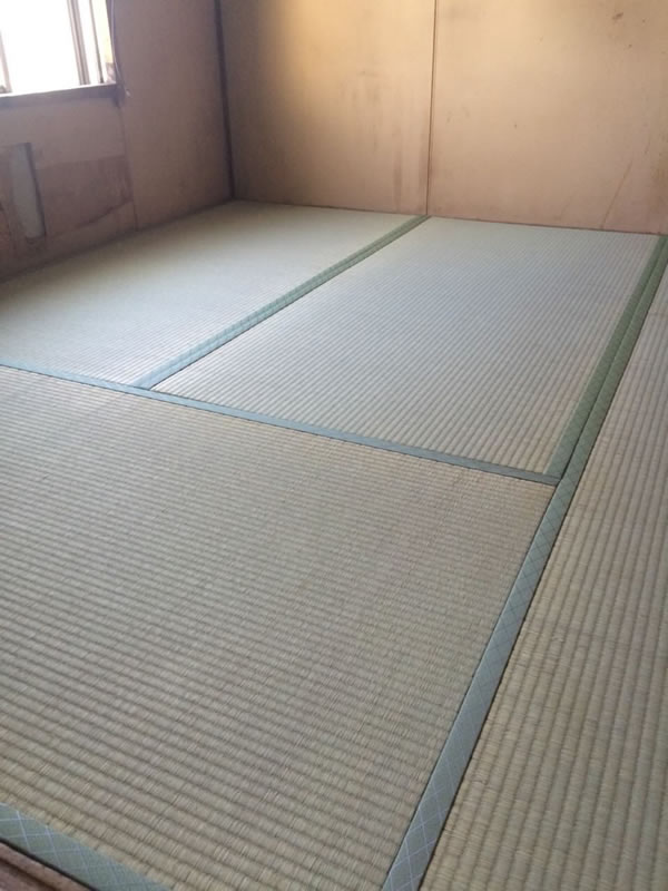 名古屋市熱田区のお客様網戸の張替え写真