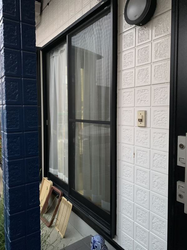 尾張旭市のお客様網戸の張替え写真