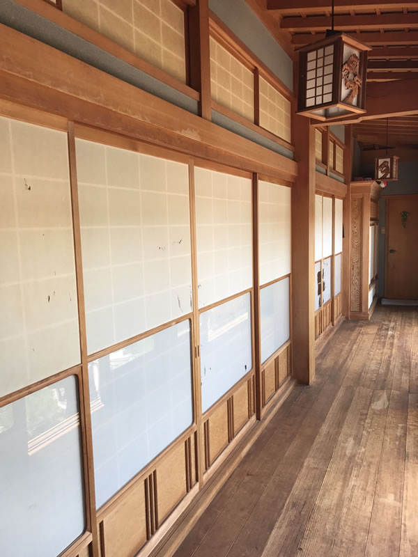 尾張旭市のお客様障子の張替え写真