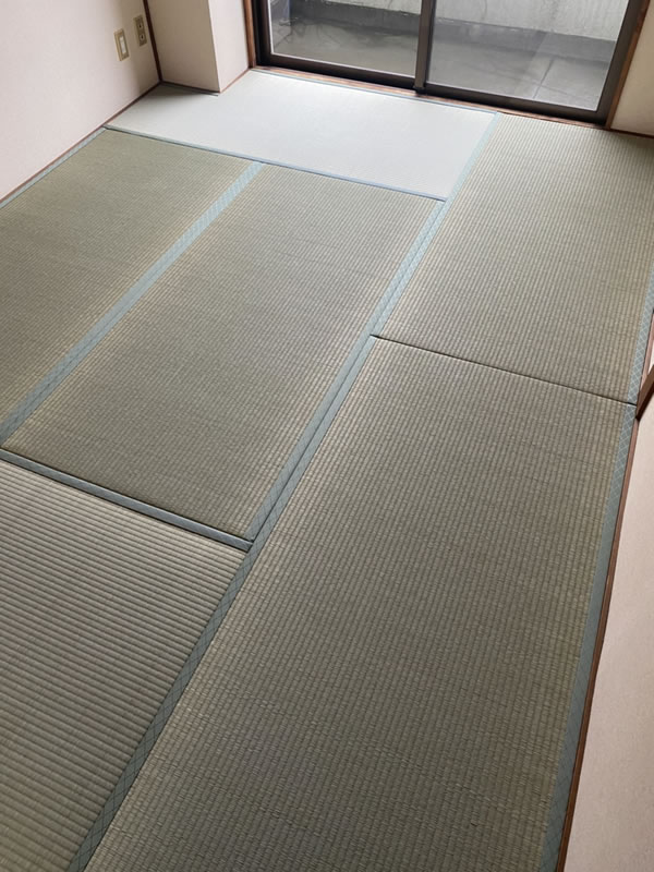 田原市のお客様網戸の張替え写真