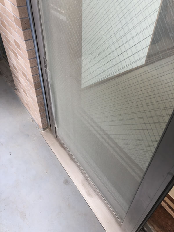 知立市のお客様網戸の張替え写真