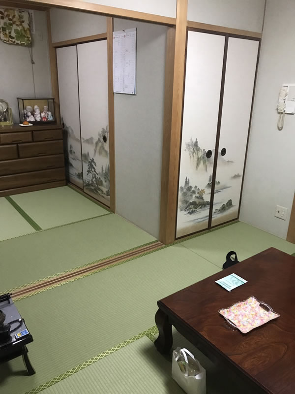 豊明市のお客様網戸の張替え写真