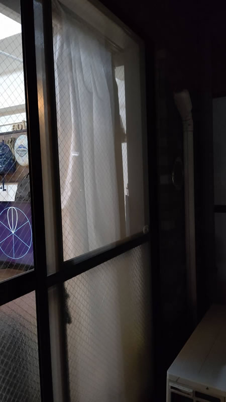大垣市のお客様網戸の張替え写真