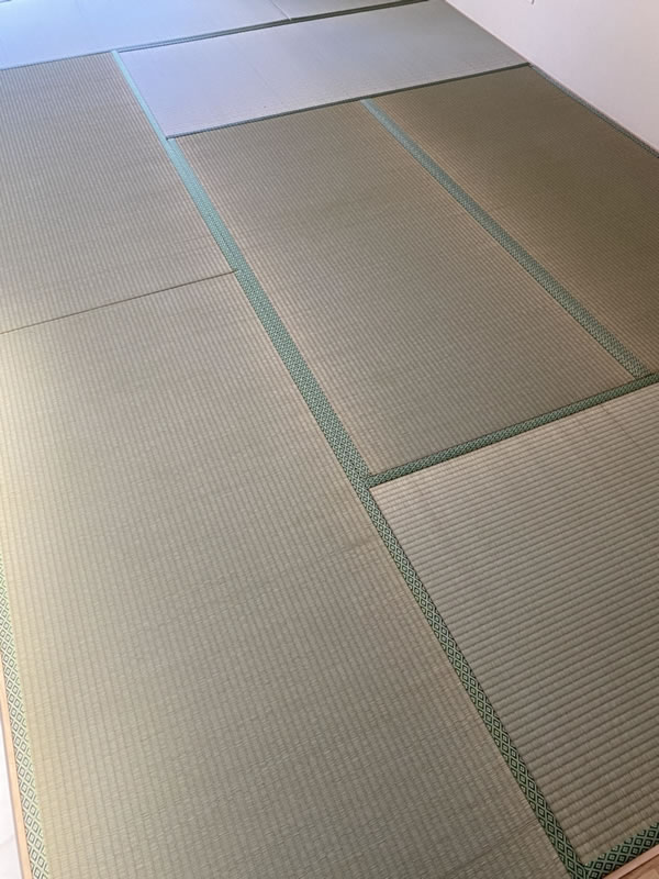 大垣市のお客様網戸の張替え写真