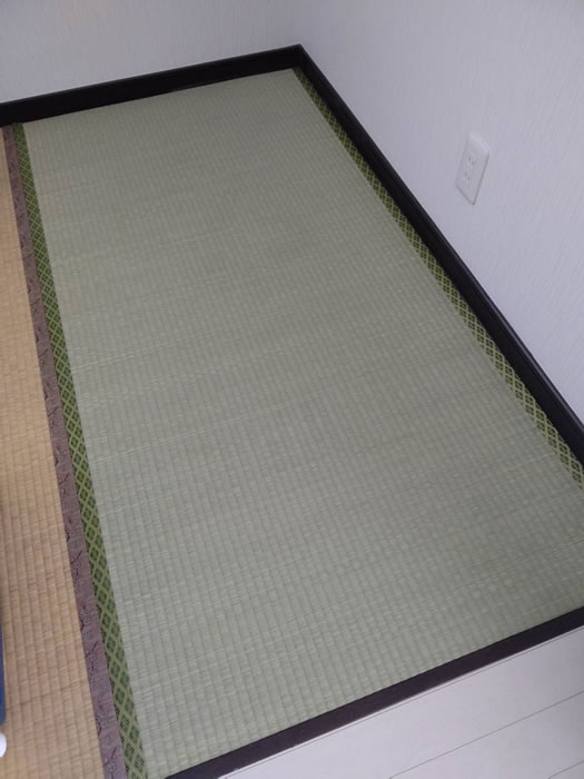 みどり市のお客様網戸の張替え写真