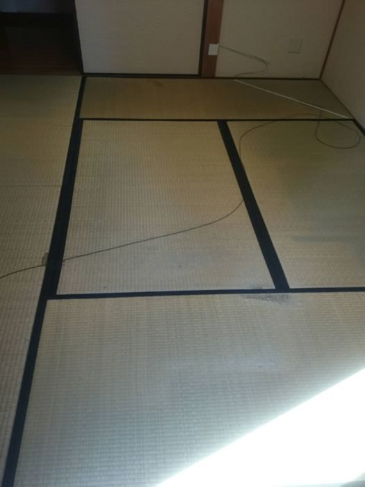 伊丹市のお客様網戸の張替え写真