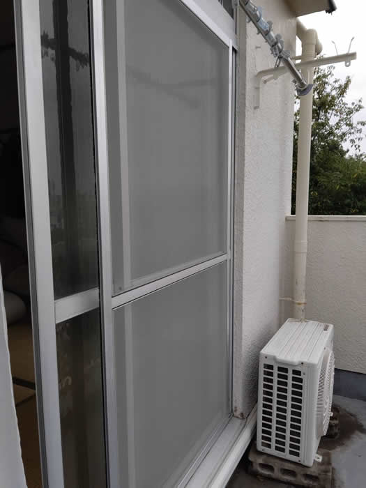 加古郡のお客様網戸の張替え写真