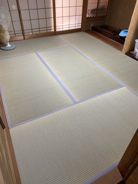 神戸市北区のお客様網戸の張替え写真