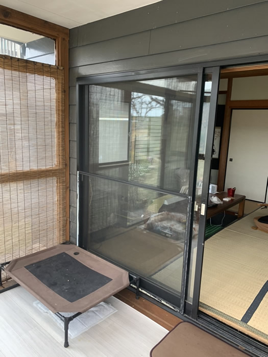 三木市のお客様網戸の張替え写真