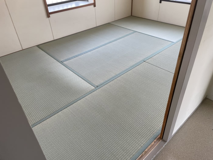 西宮市のお客様網戸の張替え写真