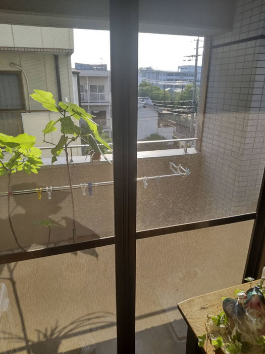 木津川市のお客様網戸の張替え写真