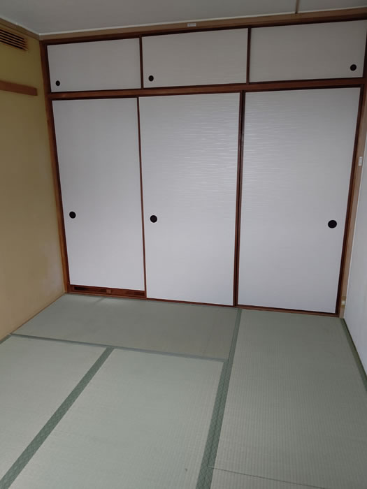 向日市のお客様網戸の張替え写真