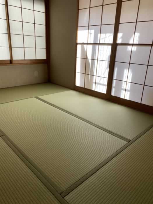 長岡京市のお客様網戸の張替え写真