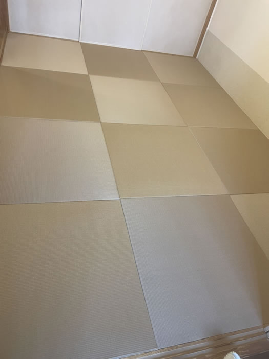 八幡市のお客様網戸の張替え写真