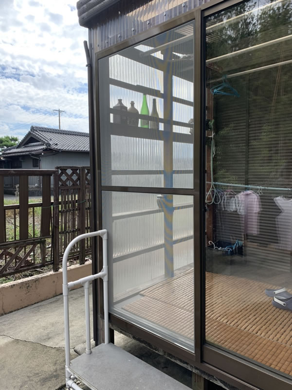 松阪市のお客様網戸の張替え写真