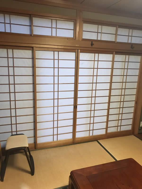 三島市のお客様障子の張替え写真