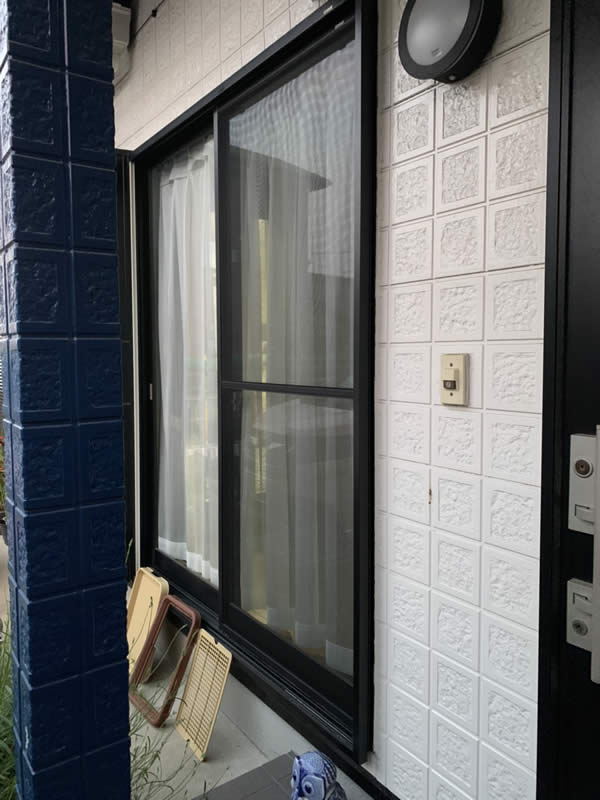 焼津市のお客様網戸の張替え写真