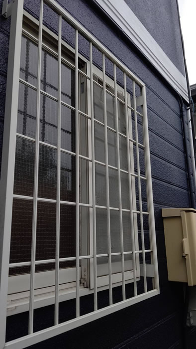 小山市のお客様網戸の張替え写真