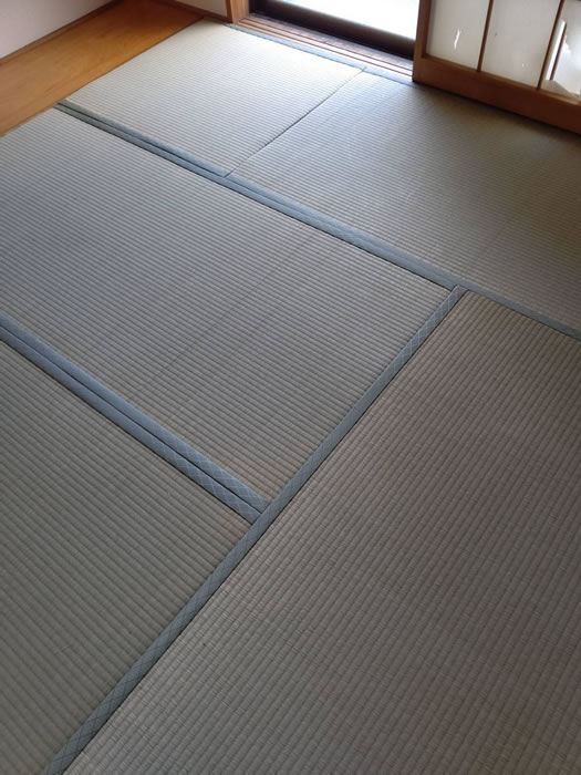 さくら市のお客様網戸の張替え写真