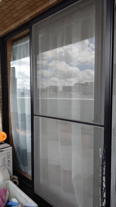 甲斐市のお客様網戸の張替え写真