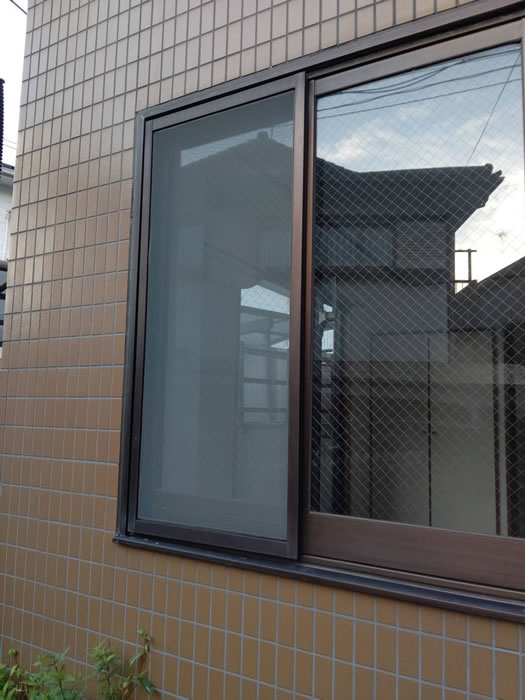 都留市のお客様網戸の張替え写真