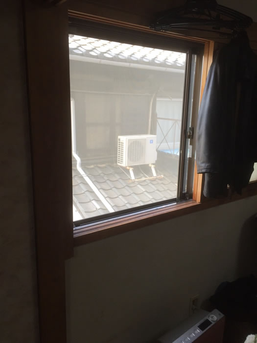 上野原市のお客様網戸の張替え写真